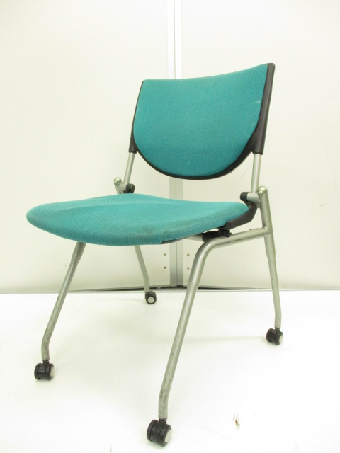 【会議室の必需品!!】収納できて場所を取りません!!会議や打ち合わせ等様々な用途で活躍間違い無し!!
                        プロスタック
                                    中古
            