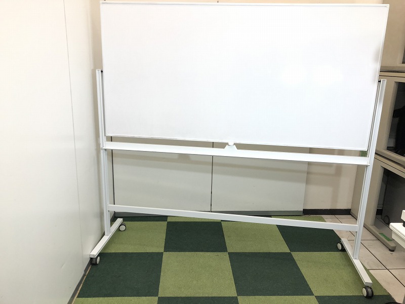 【持ち帰りが得！】中古では珍しいホワイトボードの入荷です！
                        その他
                                    中古
            