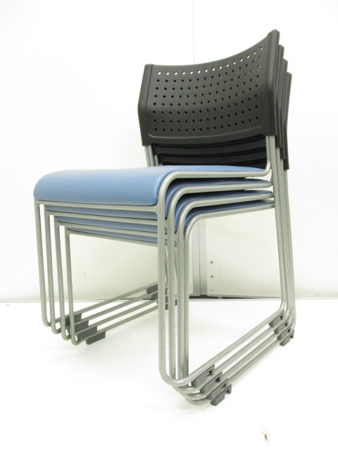 【お得なセット商品】汎用性の高いスタッキングチェア!!ちょっとした打ち合わせに大活躍!!
                        その他シリーズ
                                    中古
            