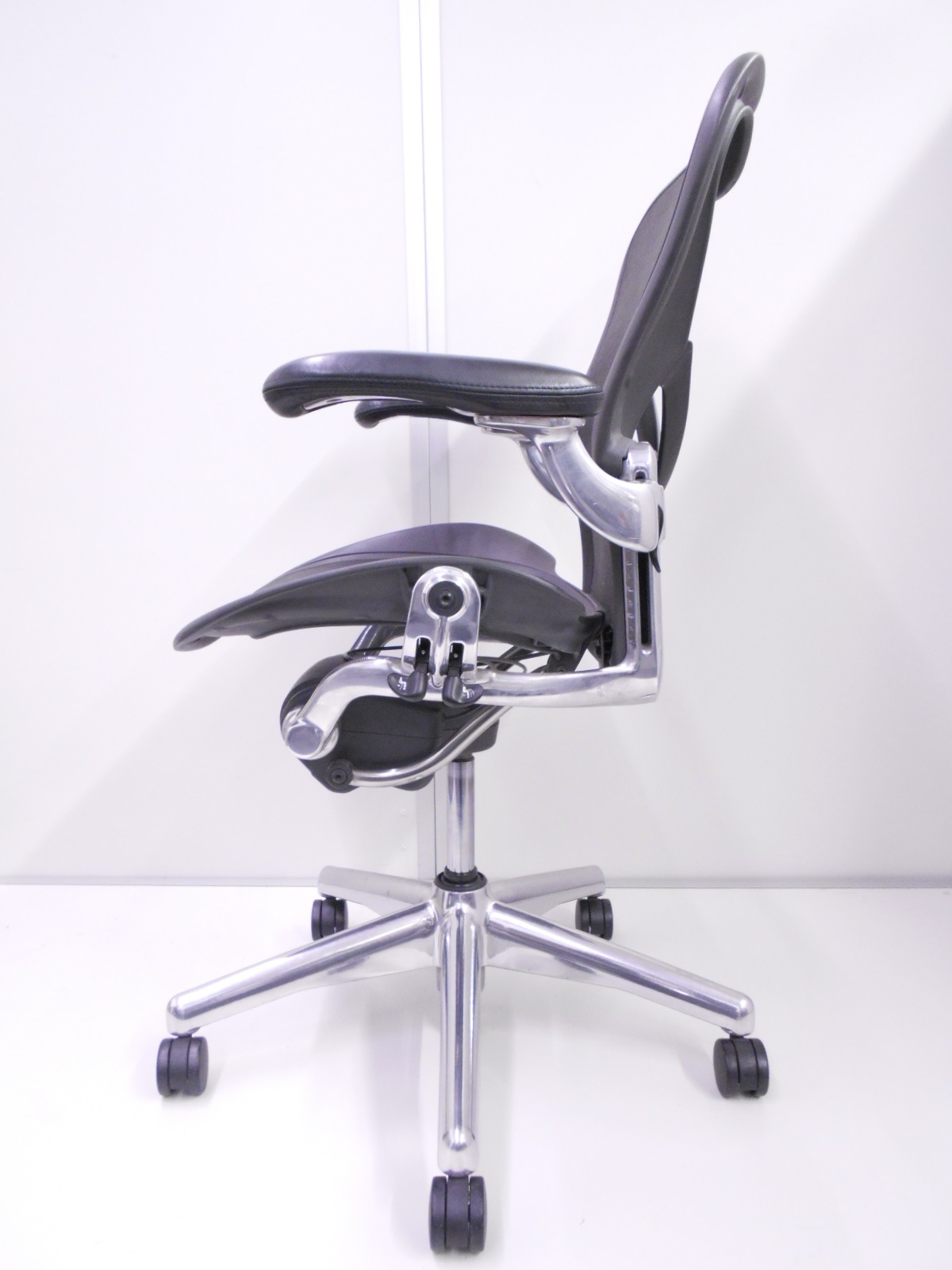 中古】アーロンチェア（ポスチャー フル装備） AE113AFB Herman Miller 