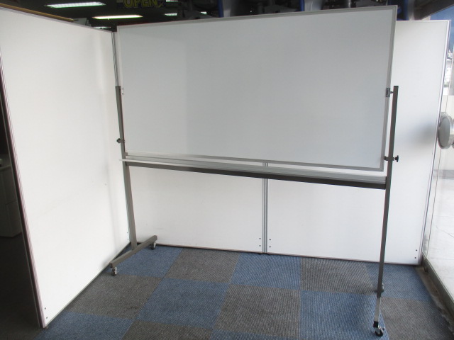 【片面ホワイトボード】会議の際の必需品！【キャスター付きで移動が楽】
                         
                                    中古
            