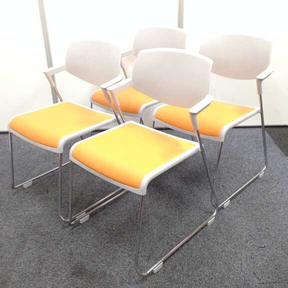 【4脚セット！】■コクヨ製のオフィスチェアをまとめて買いましょう！セット価格でお得にご購入頂けます！
                        サティオ
                                    中古
            