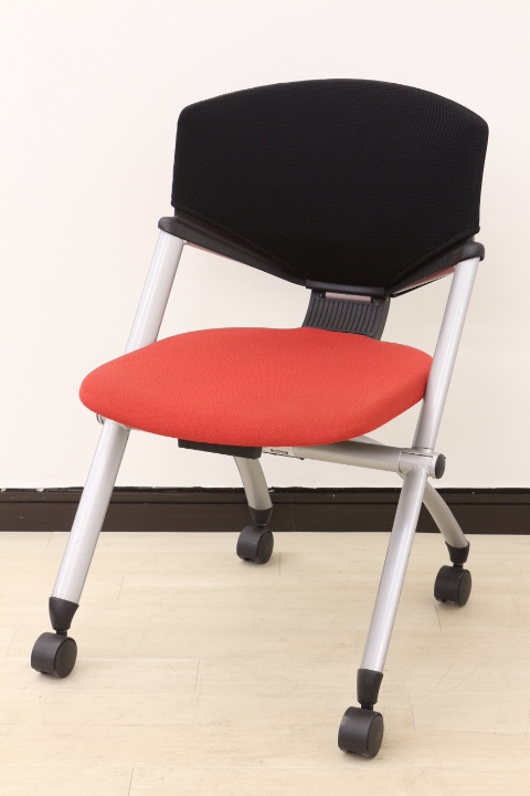 【座り心地◎、価格もお手ごろ!!】情熱のレッド!!コクヨ製ミーティングチェア!!【J】
                        その他シリーズ
                                    中古
            