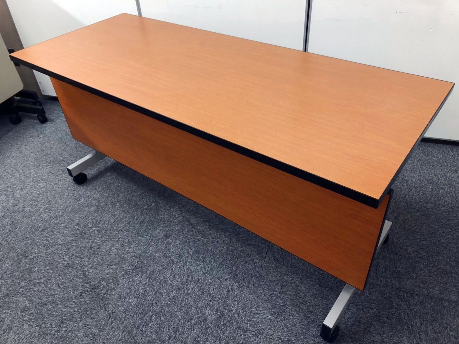 【現品限り　3月末出荷までの特別価格】2名様用　W1500サイドスタックテーブル！！
                        その他シリーズ
                                    中古
            