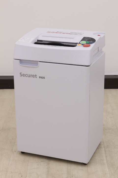 【A4書類裁断可能!!12枚同時裁断!!】コンパクトなパーソナルシュレッダー!!使用頻度の低い方向け!!
                        Securet
                                    中古
            