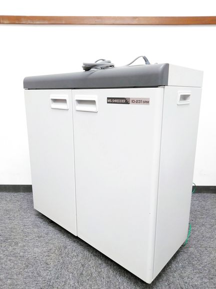 【 2019年3月までの出荷限定価格】CD/DVD・FDなどデジタルメディアにも幅広く対応！明光商会製のID-231SRMシュレッダーが入荷！
                        IDシリーズ
                                    中古
            