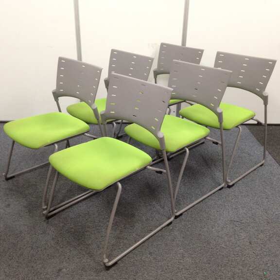 【6脚セット！1セット限定！！】イトーキスタッキングチェアをセットで！！早い者勝ち！
                        マノス
                                    中古
            