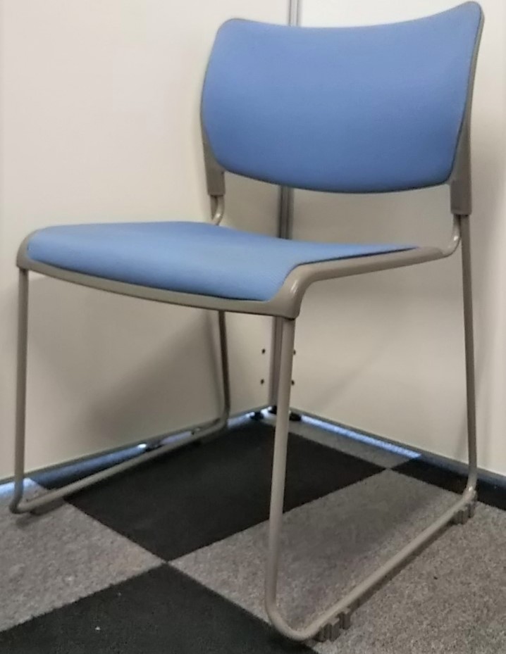 【軽くて積み重ねられるチェアです！】国内メーカーのオカムラ製なので安心の高品質！
                        8104シリーズ
                                    中古
            