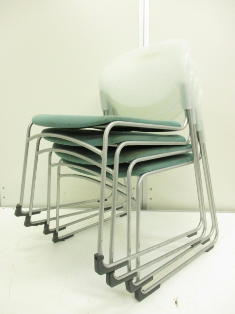 【お得なセット商品】会議室にオススメ!!収納可能なスタッキングチェア!!
                        クリケット
                                    中古
            