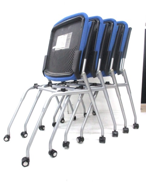 【4脚セット！】ブルーカラーのミーティング、マノスシリーズが入荷しました!!
                        マノス
                                    中古
            