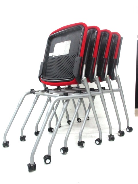 【椅子4脚セット】オカムラレッドチェアでオフィスをライトに！　打ち合わせに■インスタ映えカラー■重ねてコンパクト
                        プロスタック
                                    中古
            