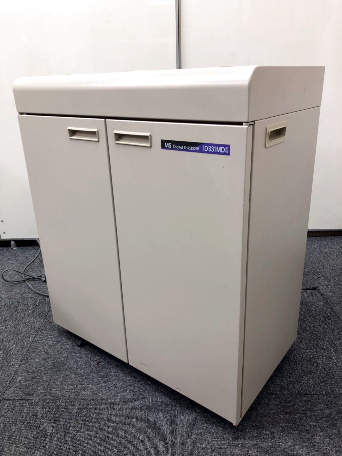 【大きすぎず置く場所に困らない！】 明光商会シュレッダーID331MDS
                        IDシリーズ 
                                    中古
            