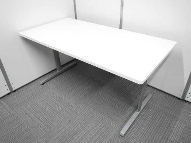 オカムラ製　会議室から、ミーティング・打ち合わせルームお使い頂けます。
                        8177シリーズ
                                    中古
            