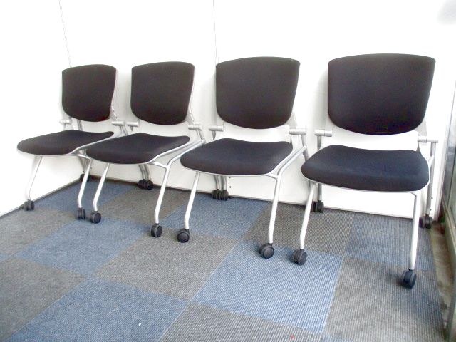 【セット品で10%OFF】単品購入よりお得です！【会議室に最適です】
                        グラータ
                                    中古
            