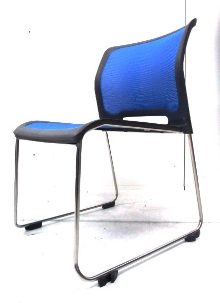 【使用５年未満！時代は３Ｄ！】３次元メッシュの快適さを是非！■会議・祭事用に■足立店おすすめ
                        ウィティ
                                    中古
            