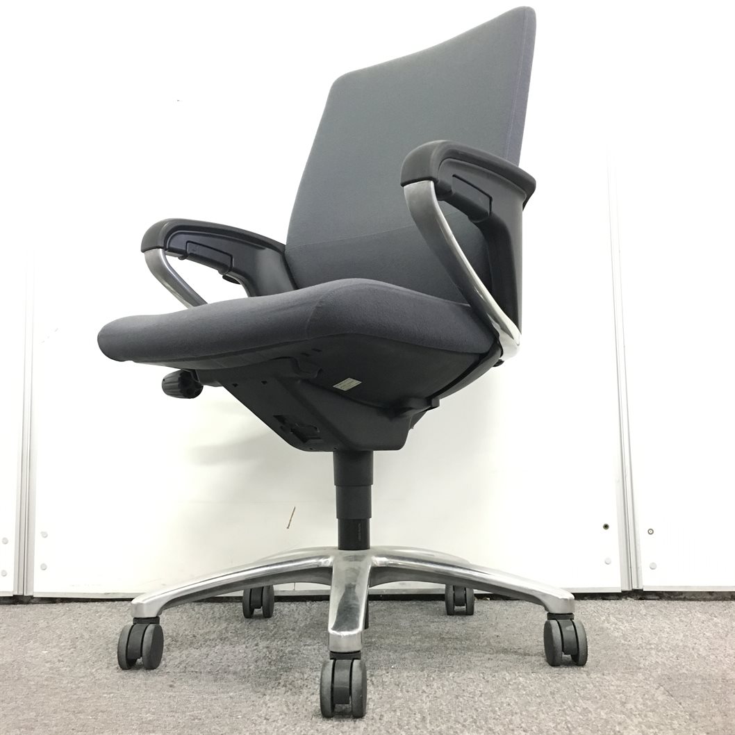 【限定１台入荷！！】【大人気シリーズ！！】コクヨ製｜Philosophy（フィロソフィー） 
                        フィロソフィー
                                    中古
            