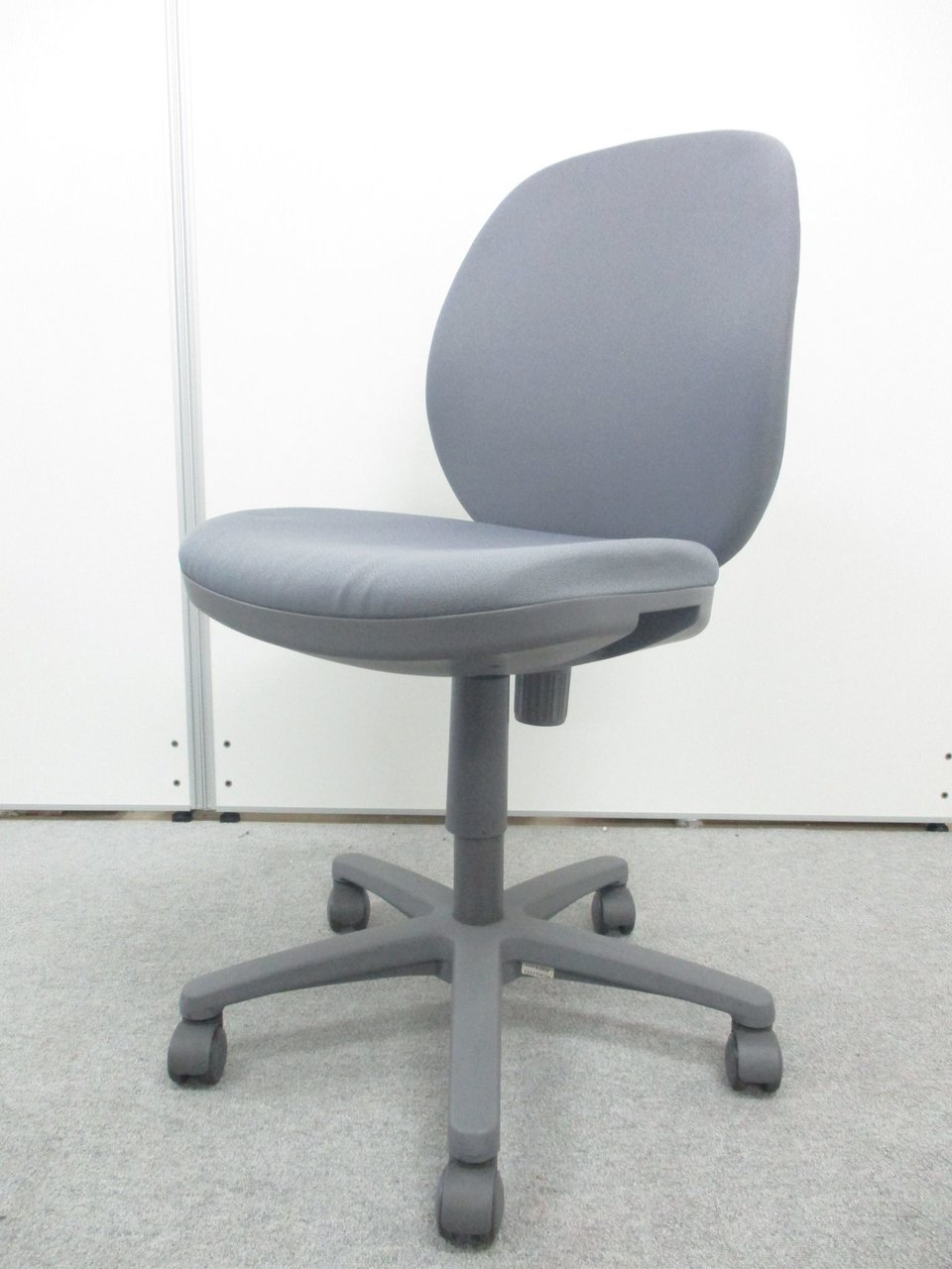 【まとめて揃います！しかもコスパが素晴らしい！】コクヨ＜KOKUYO＞メディックスチェアーが入荷しました！
                        メディックス
                                    中古
            