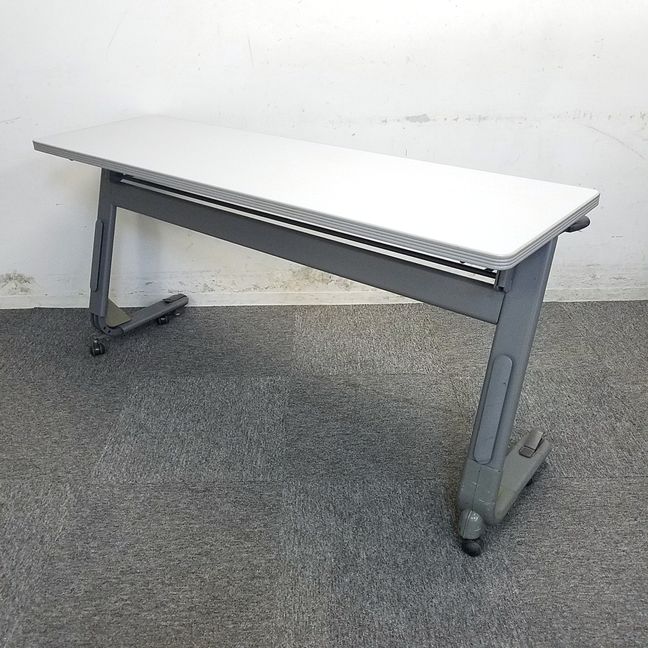 【6月納品までの限定価格】【ラスト1台】会議用の収納テーブル入荷！中古　サイドスタック　会議テーブル
                        その他シリーズ
                                    中古
            