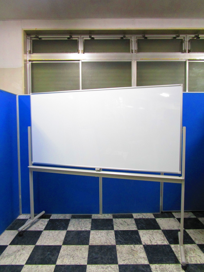 盤面に凹みがある為、希少な両面ホワイトボード入荷致しました！
                        その他
                                    中古
            