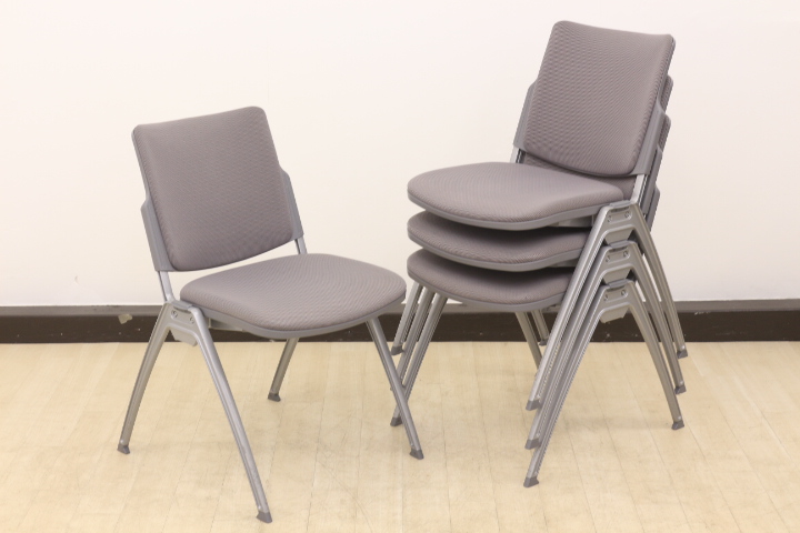 【お得な4脚セット！】■スタッキングチェアをセットでご紹介！　まとめて買うならこちらがお得に！
                        その他シリーズ
                                    中古
            