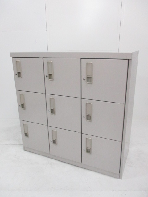 【工場のお客様必見!!】シューズボックスとしてだけでなく、小物収納としても重宝します!!
                        その他シリーズ
                                    中古
            