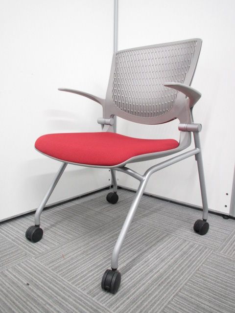 【あると便利なネスティングチェア】岡村製作所(オカムラ)製 グラータ
                        グラータ
                                    中古
            