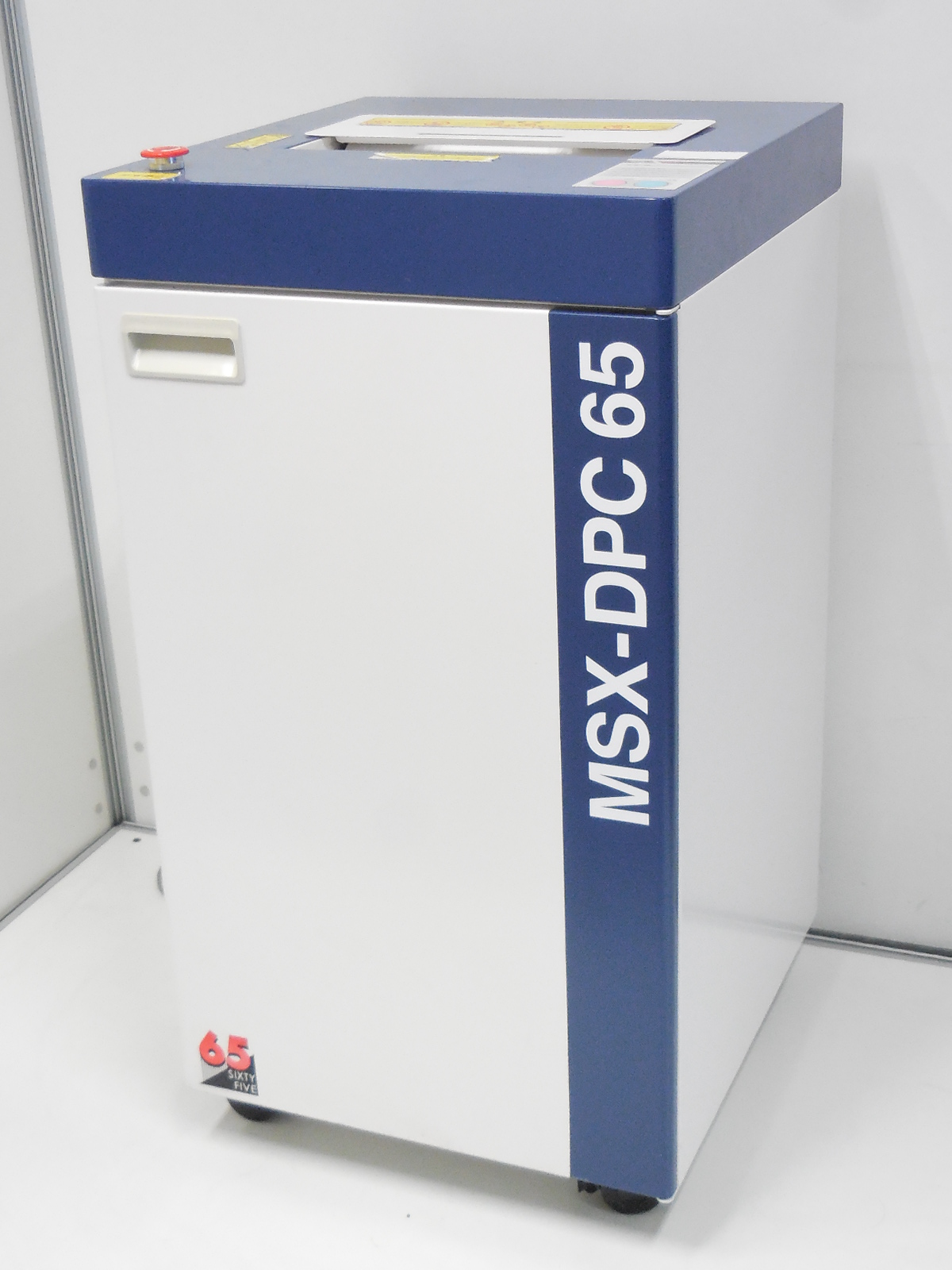 【新品時、最大裁断枚数65枚のモンスター機】CD、DVD、クレジットカードまで裁断可能です！　◆大量細断　◆容量多め！

                        MSシリーズ 
                                    中古
            