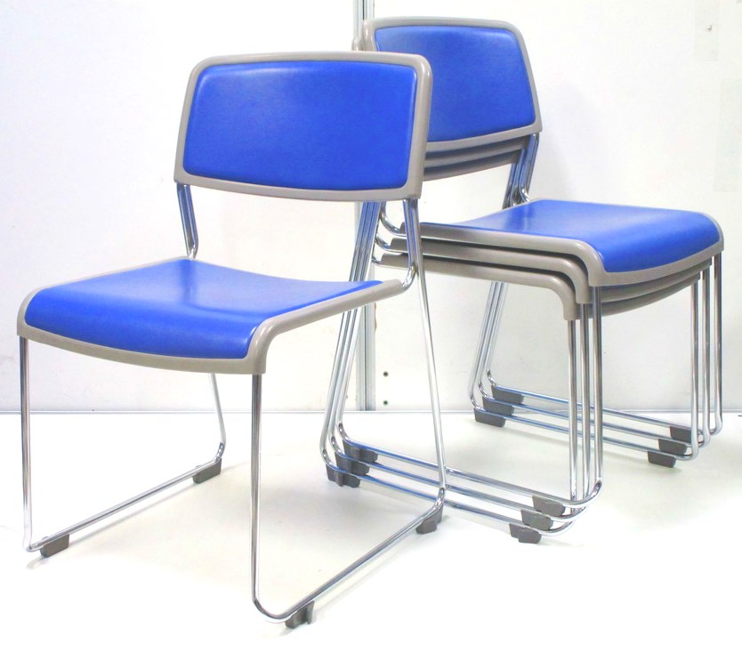 【在庫一掃緊急値下げ！！】4脚セットがさらにお買い得！定番のデザインとブルー色！会議スペース作りに重宝！！
                        その他シリーズ
                                    中古
            