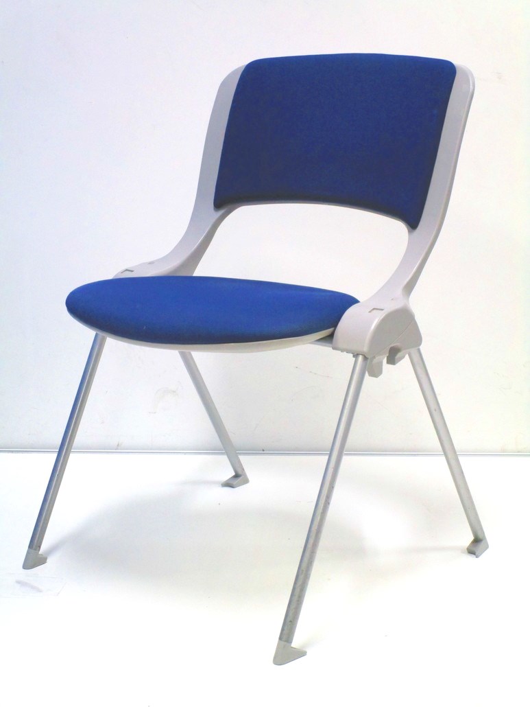 【ロット商品値下げ！】【８脚入荷！　これで商談やミーティングが快適に！】■ウチダ製・MX-40シリーズ　■ブルーカラー【β】
                        MX-40シリーズ  
                                    中古
            