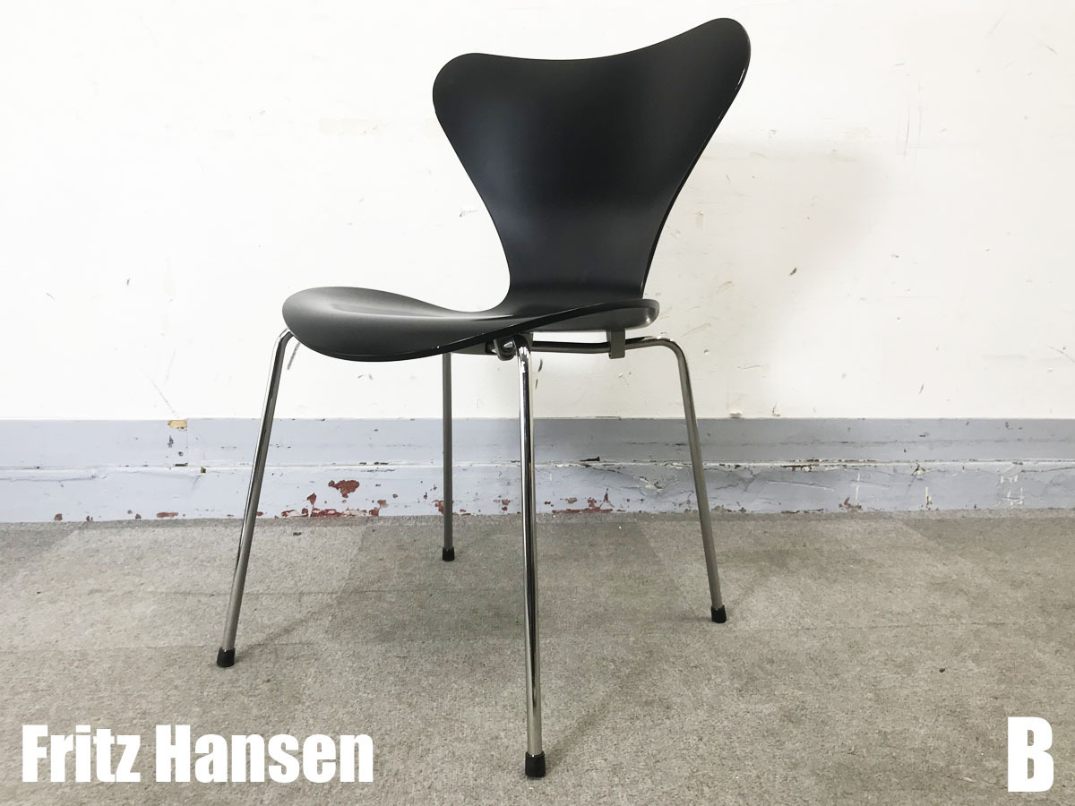B)Fritz Hansen/フリッツハンセン　セブンチェア　ブラック　北欧　ヤコブセン
                        　
                                    中古
            