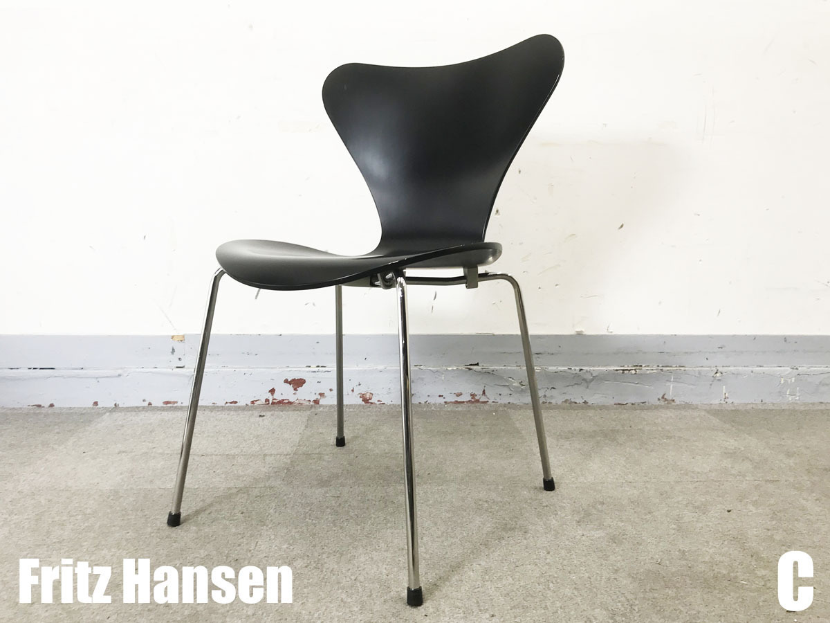 C)Fritz Hansen/フリッツハンセン　セブンチェア　ブラック　北欧　ヤコブセン
                        　
                                    中古
            