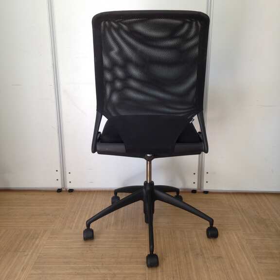 中古】メダ２チェア 41740200 vitra/ヴィトラ 肘無ハイバックチェア