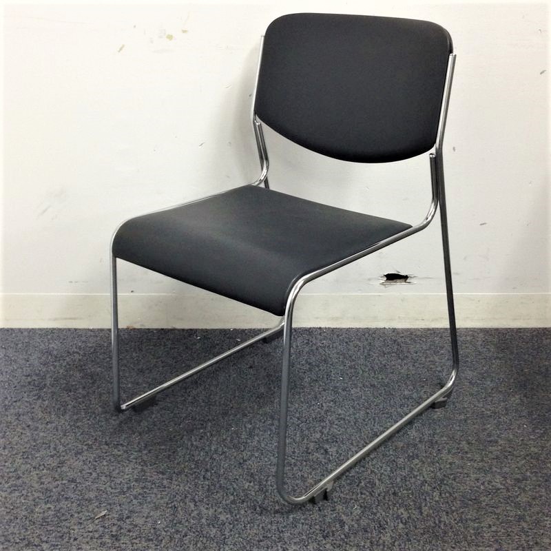 汚れに強いビニールレザー仕上げ！

                        その他シリーズ
                                    中古
            