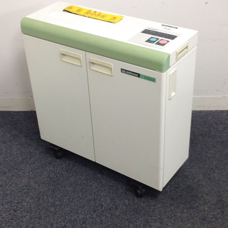 コンパクトながらA3も対応！安心の明光商会製の業務用シュレッダー 定価：328,000円＋税
                        Vシリーズ
                                    中古
            