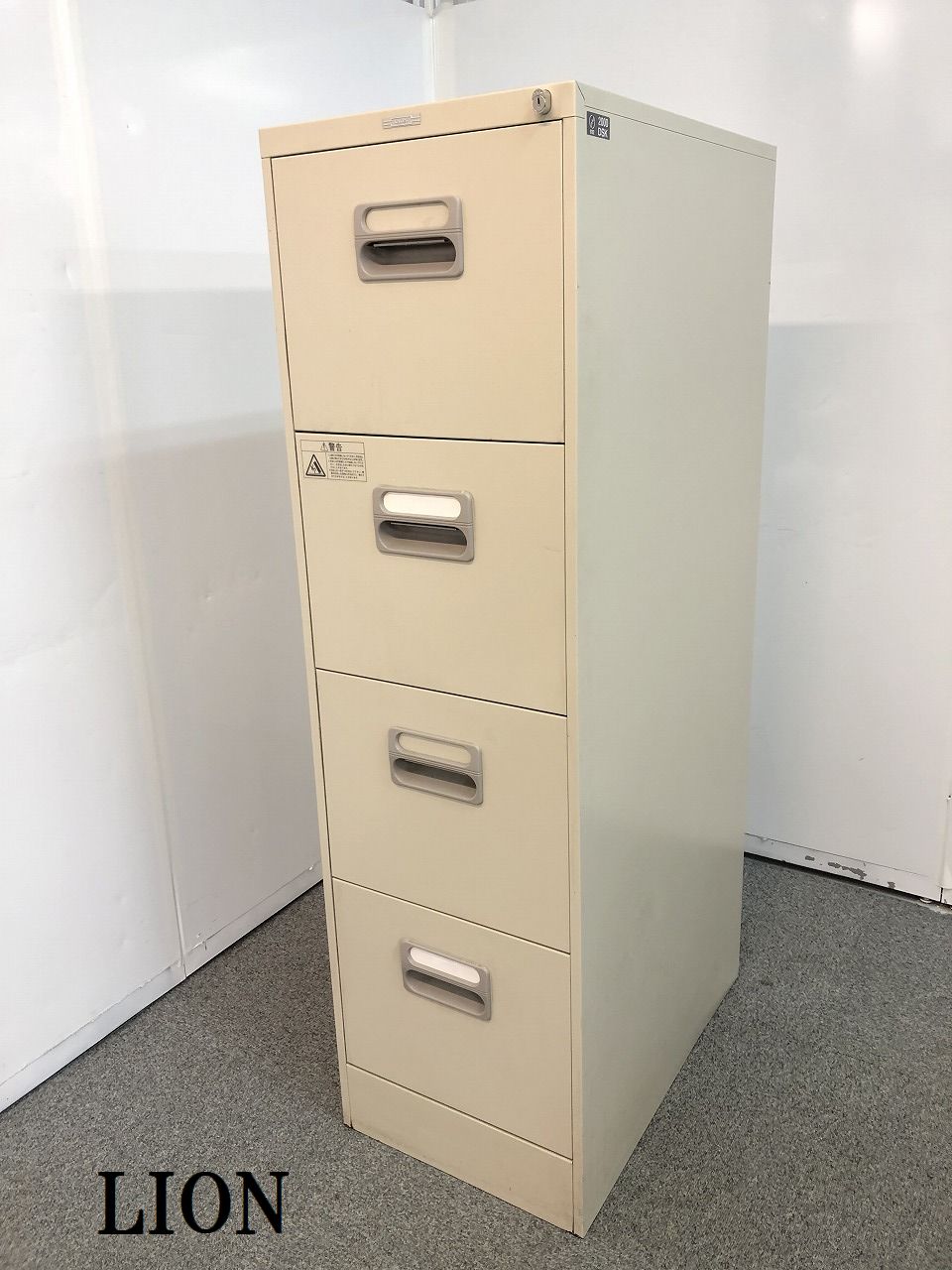 【人気商品！！４段ファイリングキャビネットが入荷しました！！】
                        その他シリーズ
                                    中古
            