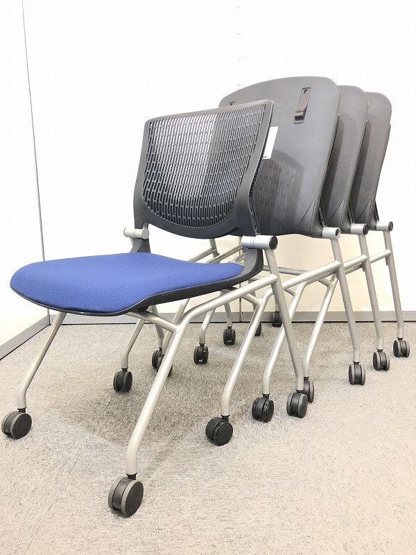 【4脚セット販売！！】座りやすく会議でも疲れにくいチェアです！！【御買い得商品】
                        グラータ
                                    中古
            