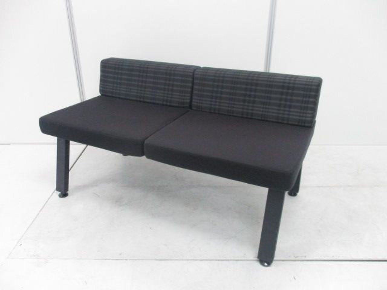 【お洒落な2人掛け用ソファー入荷！】レア商品入荷！限定1脚 受付カウンターなどにおすすめ！
                        その他シリーズ
                                    中古
            