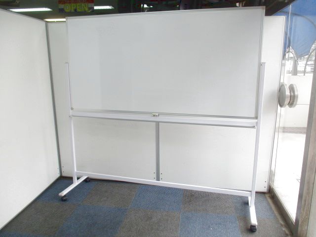 【会議の際の必需品】両面書いたり・消したりできます【限定1台の入荷】
                        　
                                    中古
            