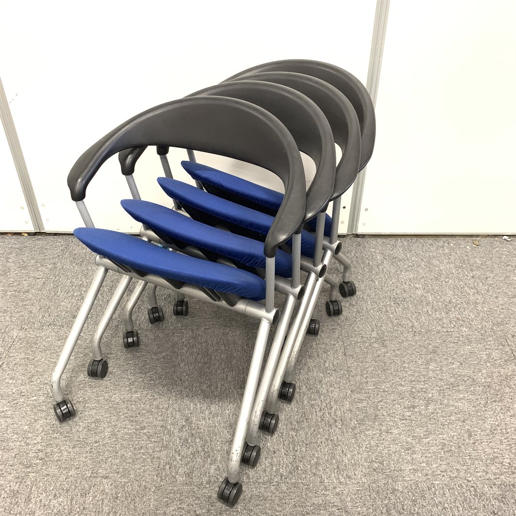 【4脚セット！！】ウチダ人気のネスティングチェアを今ならセットでお得！おしゃれなブルーチェア！【1セット限定！】
                        その他シリーズ
                                    中古
            