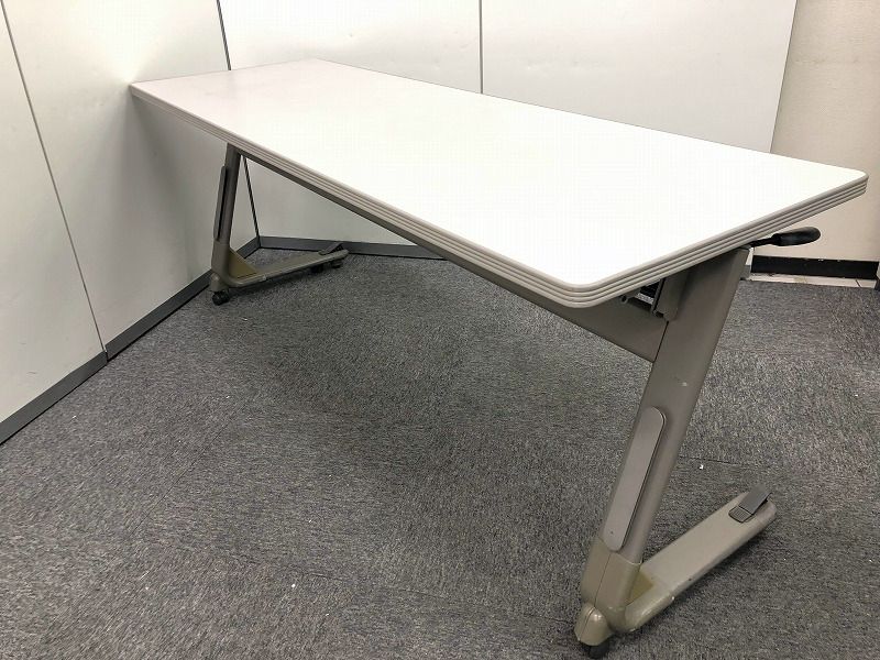 【幕板無し！】【限定1台！】在庫入れ替えの為お安くご提供いたします！
                        その他シリーズ
                                    中古
            