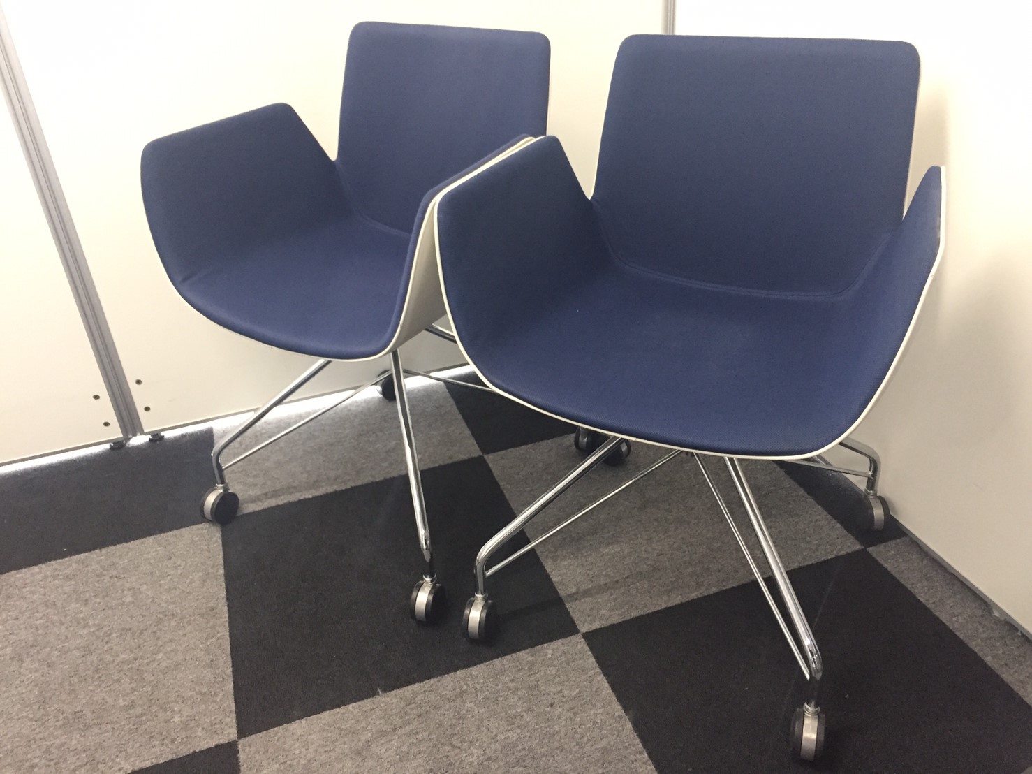 【ミーティングチェア】デザイン性の高い内田洋行製でございます【セットでお得です】

                        その他シリーズ
                                    中古
            