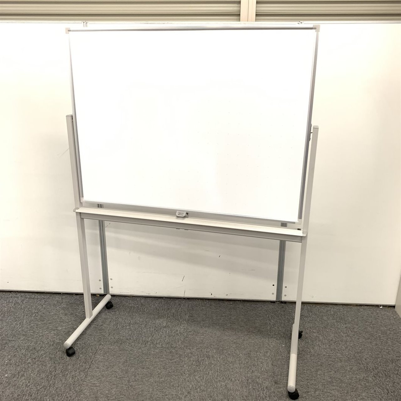 【限定1台】【Ｗ1200】コンパクトサイズで使いやすです！ウチダ製｜自立型
                        その他シリーズ
                                    中古
            