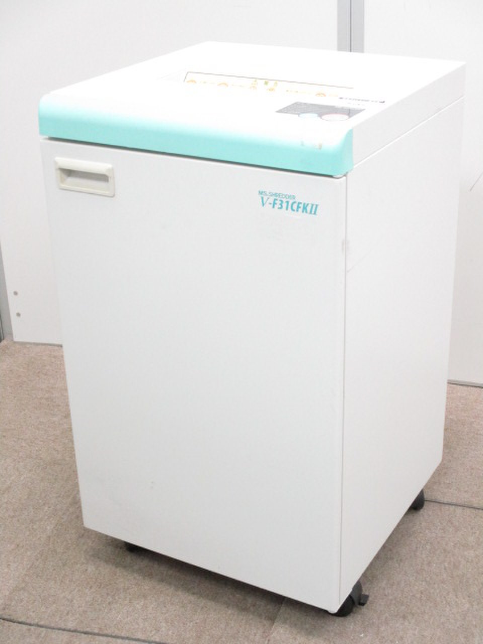 【残り1台】【徹底的に裁断したいなら
！】Dust in the wind（すべては風の中に）■セキュリティレベル高めで安心運営
                        MSVシリーズ 
                                    中古
            