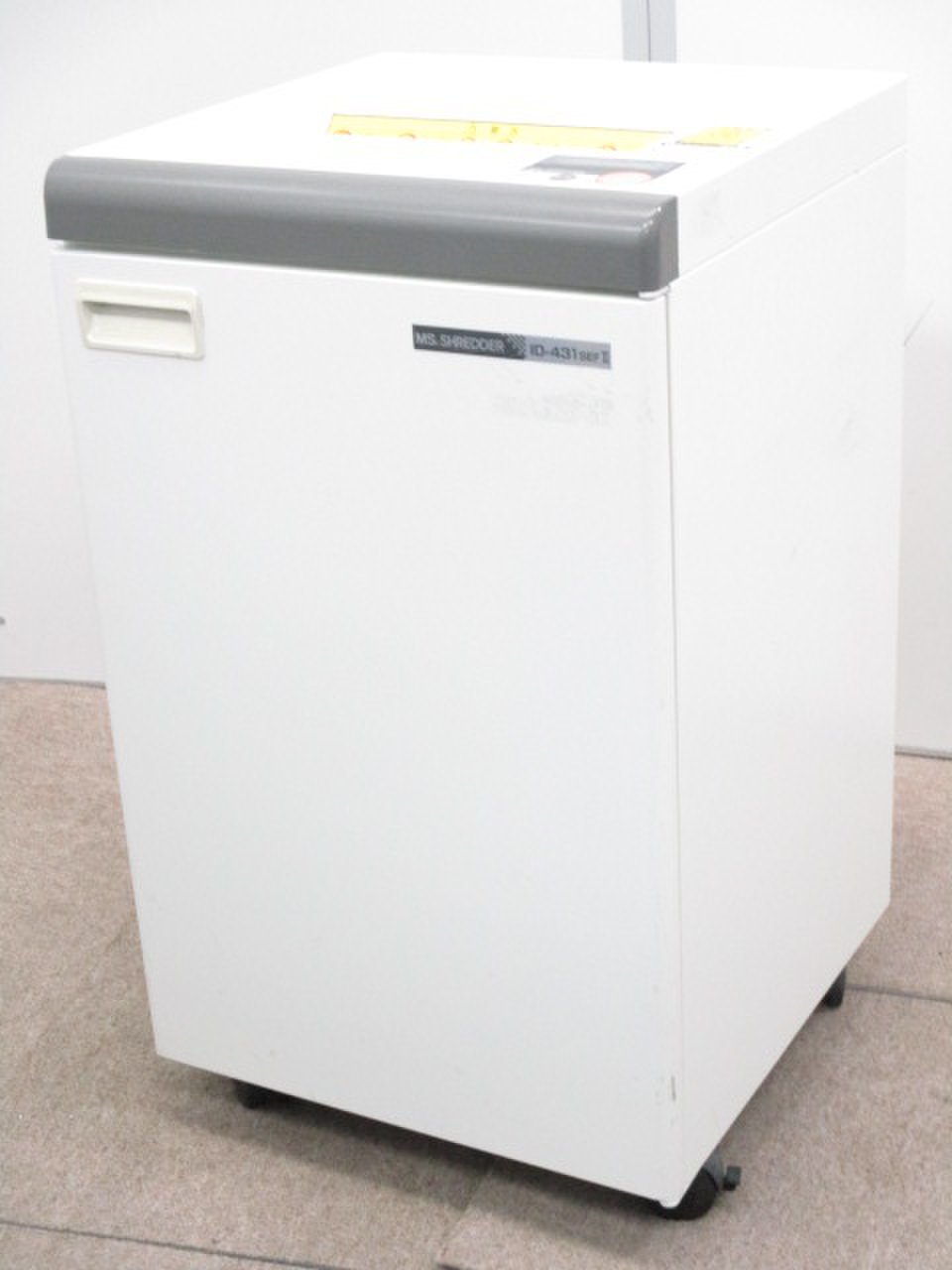 【弩級のクオリティ】業務用シュレッダー初導入におすすめ■安全設計■55枚裁断
                        IDシリーズ 
                                    中古
            