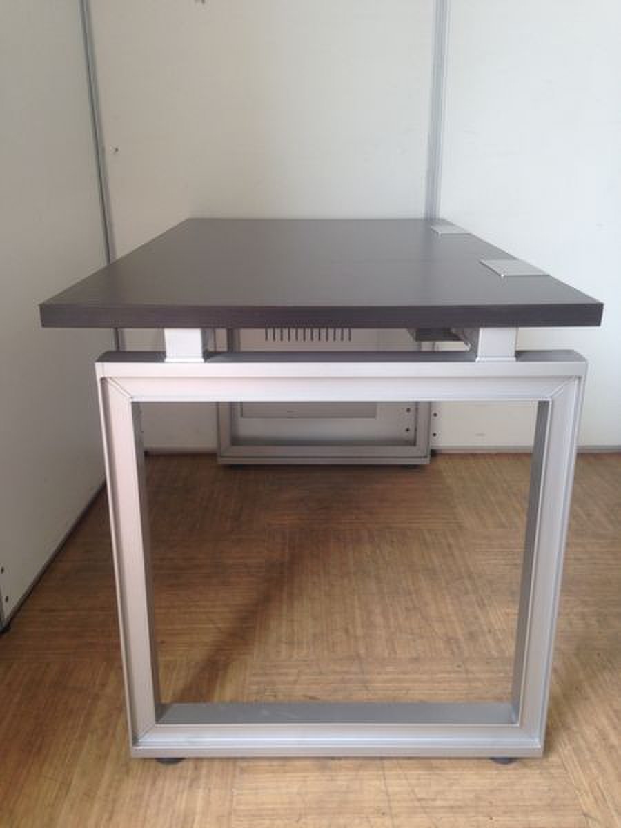 中古】インフューズ イトーキ/ITOKI 平机 256495 - 中古オフィス