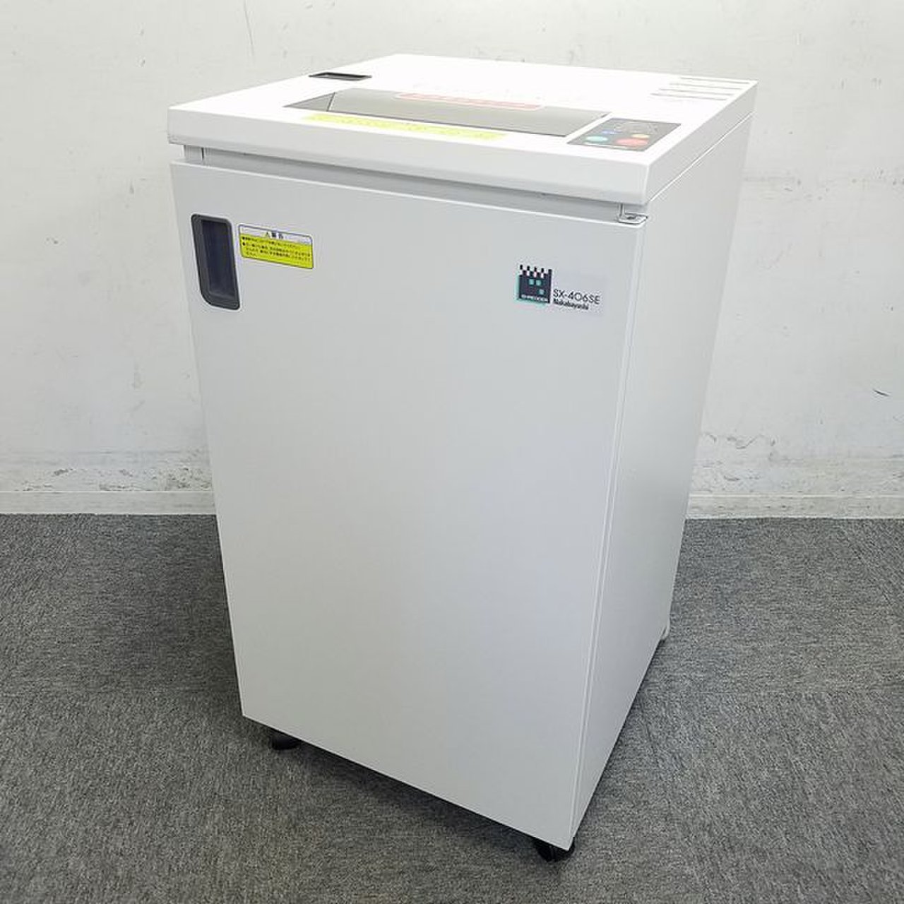 【限定１台】SX-406SE｜クロスカットで細かく細断！国内メーカーのナカバヤシ製！【中古家具】
                        その他シリーズ
                                    中古
            