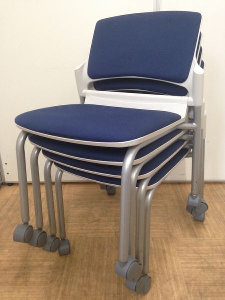 【4脚セット】ウチダ製のスタッキングチェア入荷！人気のブルー色となります！
                        その他
                                    中古
            