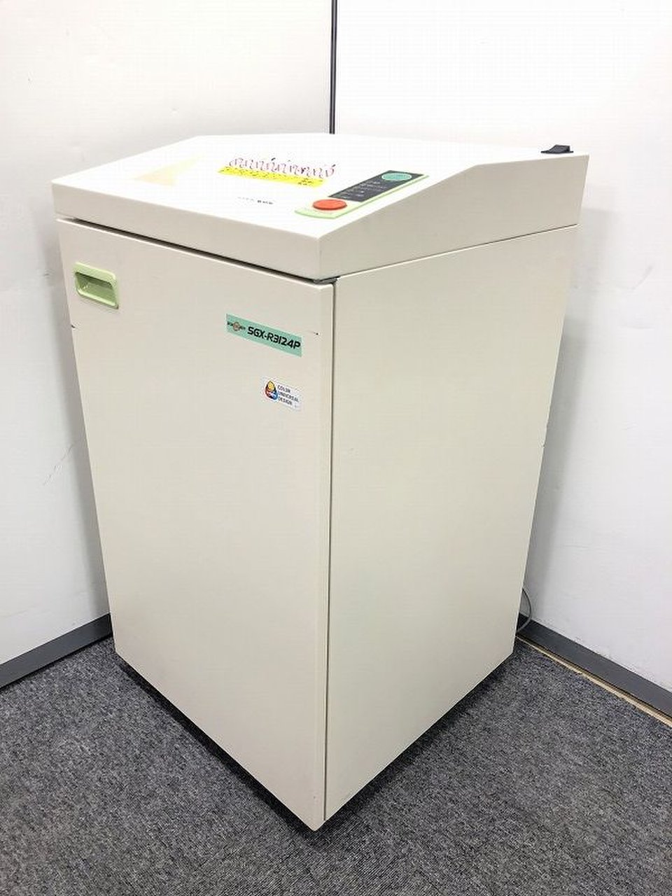 【1台入荷】シグマ技研のオフィスシュレッダーの入荷です！状態も綺麗で人気の商品です１
                        SGX-Rシリーズ 
                                    中古
            