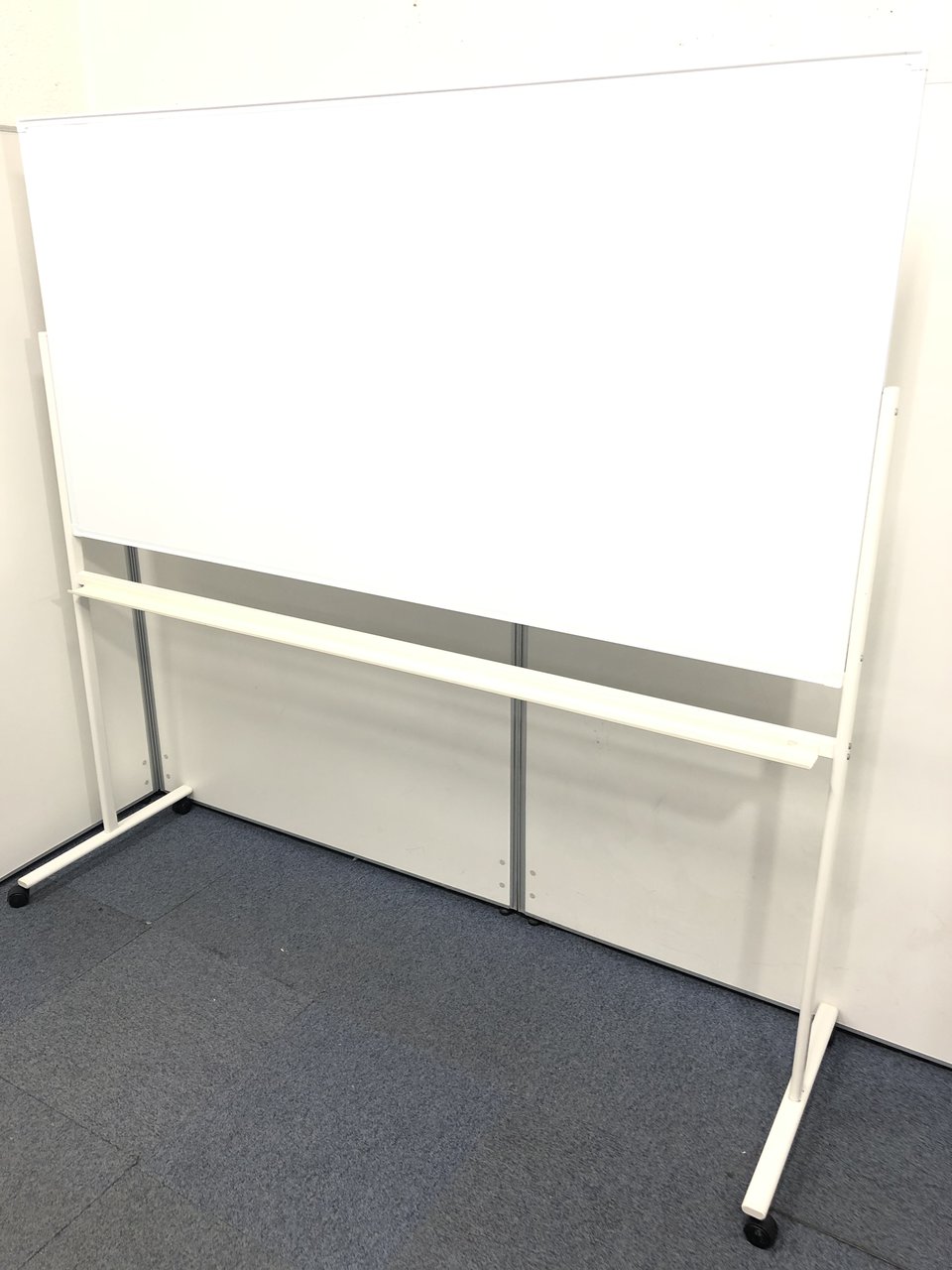 幅広く使えるW1800のホワイトボードが入りました！【限定商品1台のみ】
                        その他シリーズ
                                    中古
            