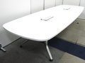 【価格も品質も、最上級】2枚天板のミーティングテーブルが、会議室を上質に仕立てます。【内田洋行/MINDS（マインズ）】